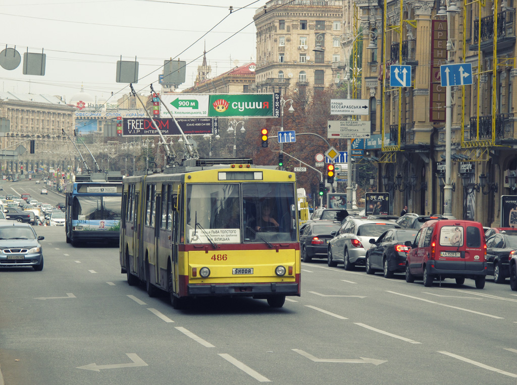 Киев, Škoda 15Tr03/6 № 486