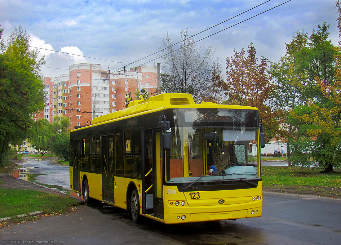 Полтава, Богдан Т70110 № 123; Полтава — Покатушки на троллейбусе Богдан Т701.10 № 123 к 50-летию Полтавского троллейбуса