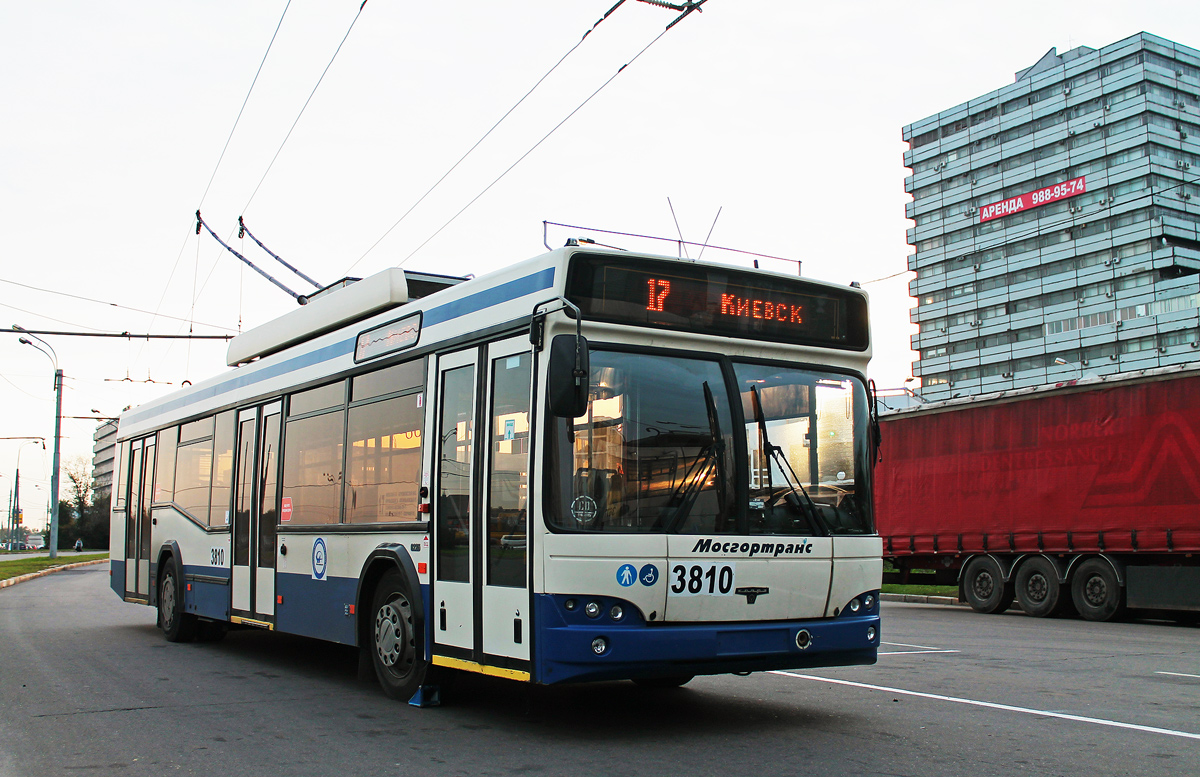 Москва, СВАРЗ-МАЗ-6235.00 № 3810