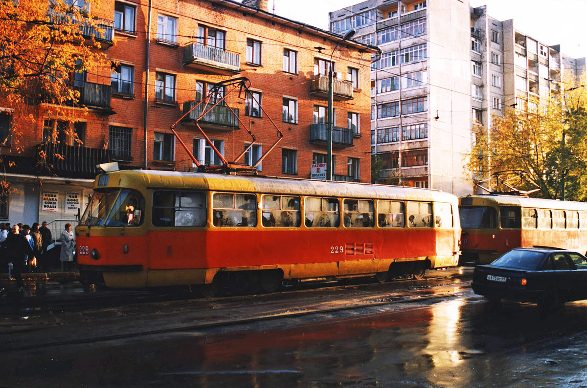 Тверь, Tatra T3SU № 229; Тверь — Тверской трамвай на рубеже XX и XXI вв. (2000 — 2001 гг.)