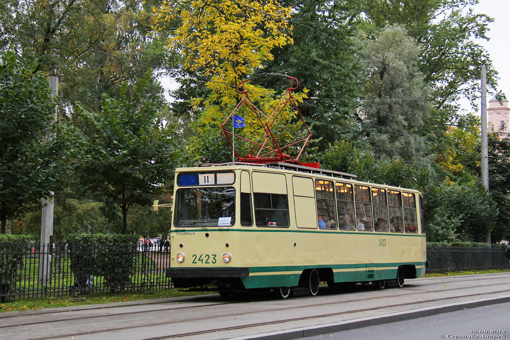 Санкт-Петербург, ЛМ-68М № 2423; Санкт-Петербург — 105-летие Петербургского трамвая, парад вагонов
