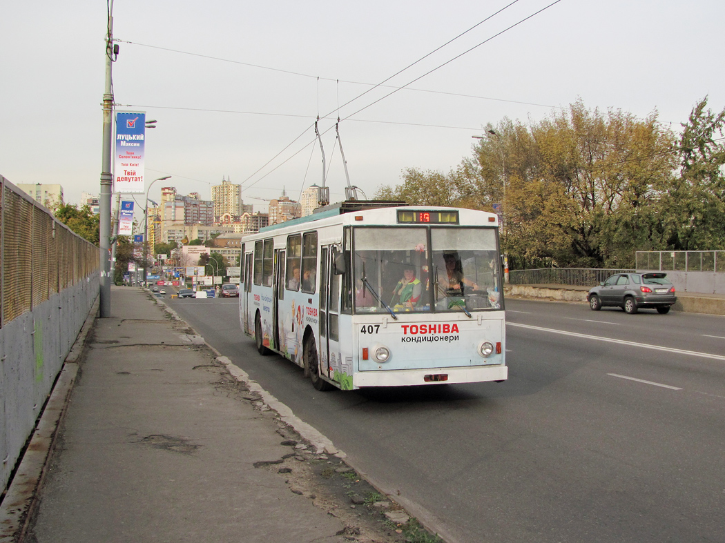 Киев, Škoda 14Tr02/6 № 407