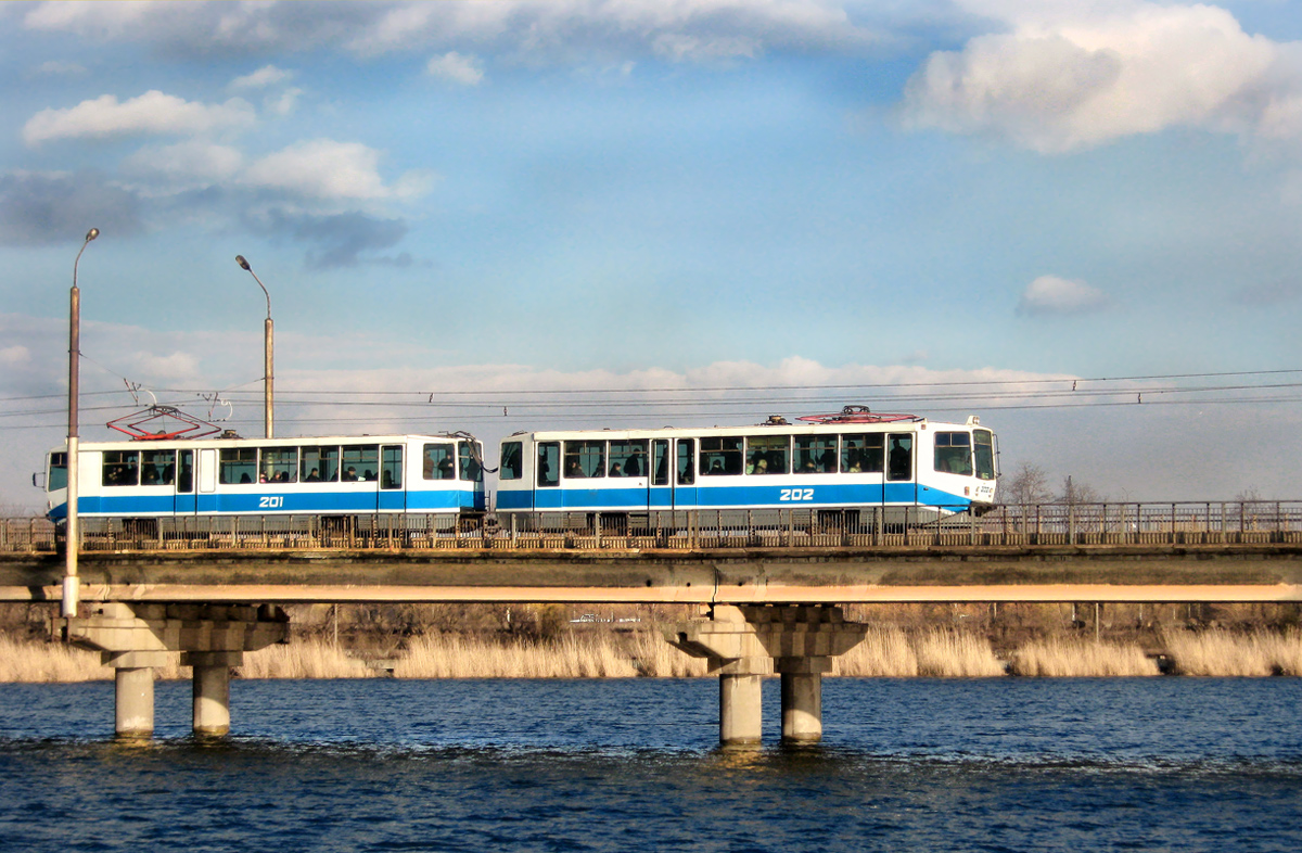 Кривой Рог, 71-611 № 202