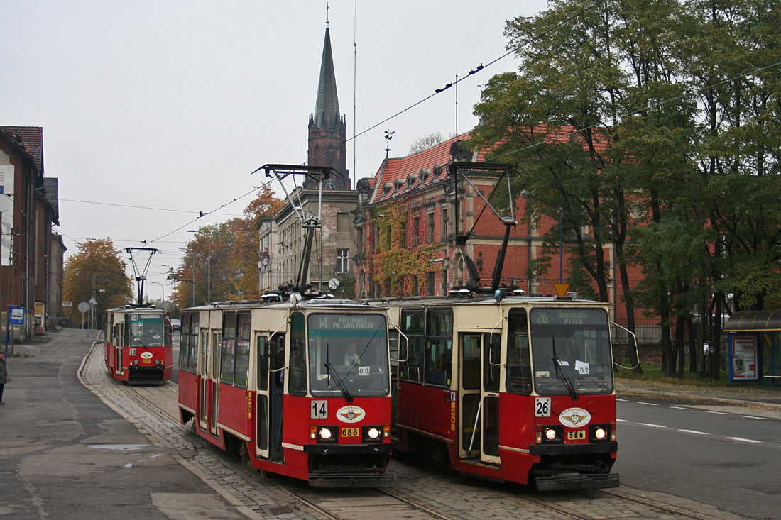 Верхнесилезская агломерация, Konstal 105Na № 688; Верхнесилезская агломерация, Konstal 105Na № 566