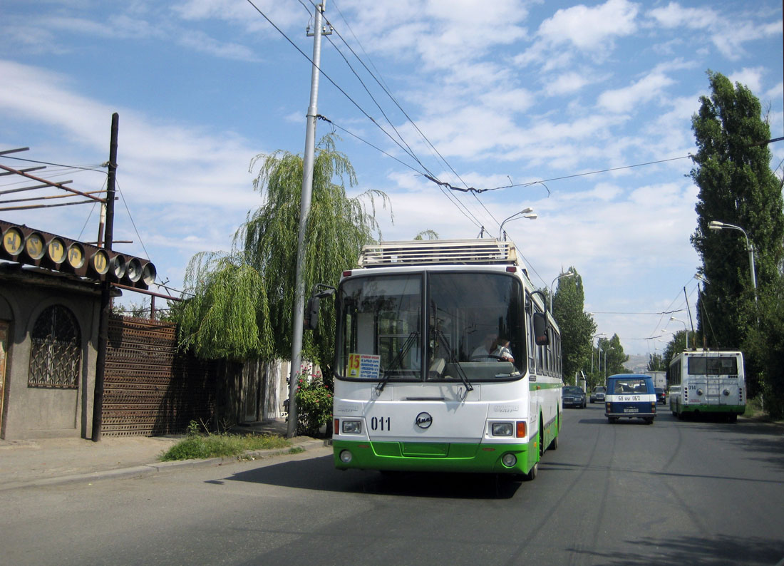 Ереван, ЛиАЗ-5280 (ВЗТМ) № 011
