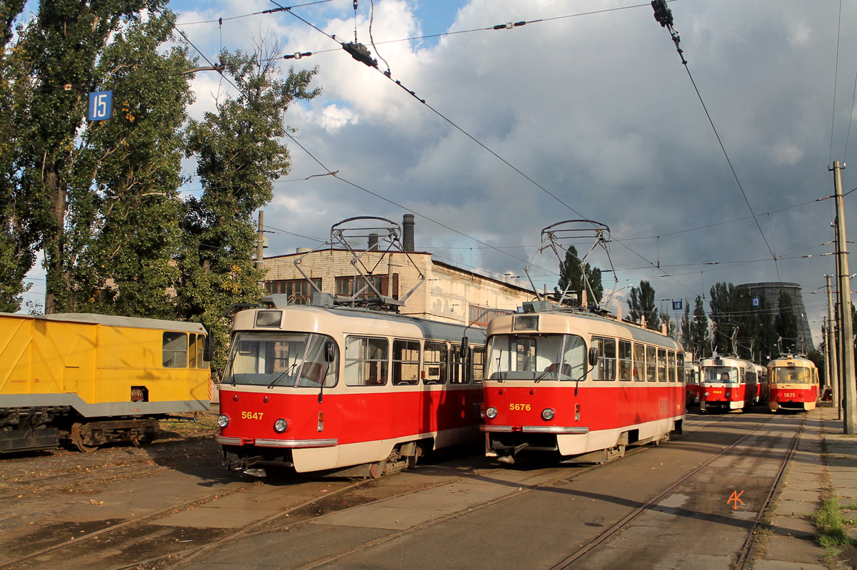 Киев, Tatra T3 № 5647; Киев, Tatra T3 № 5676