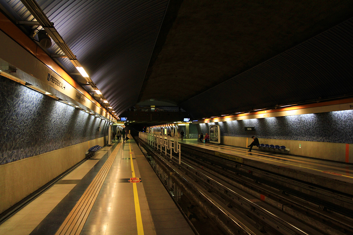 Сантьяго — Метрополитен — линия 2