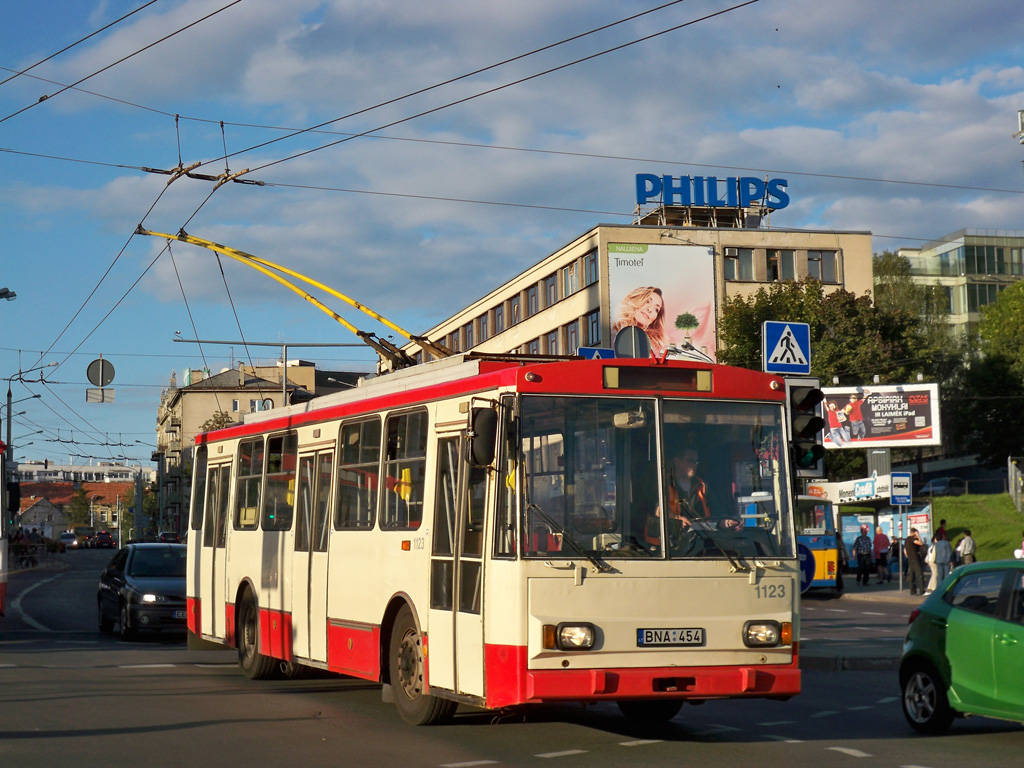 Вильнюс, Škoda 14Tr11/6 № 1123