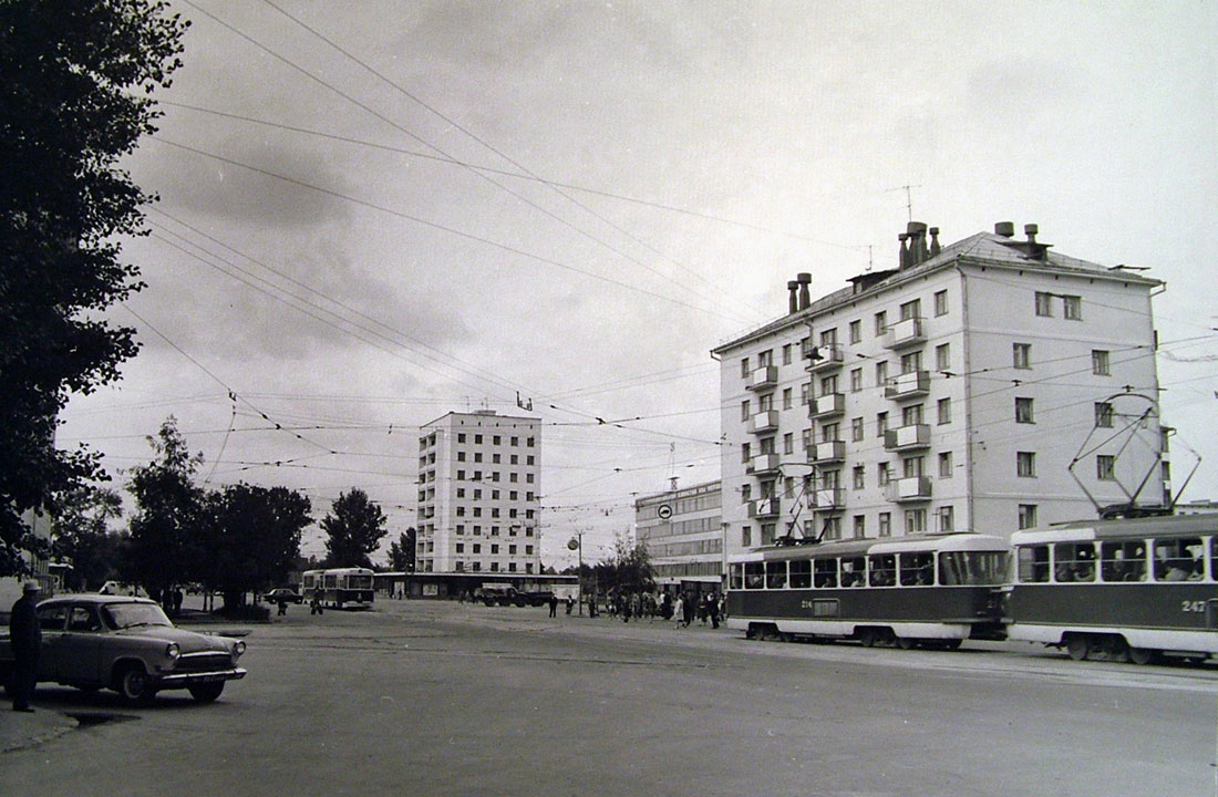 Тверь, Tatra T3SU (двухдверная) № 214; Тверь, Tatra T3SU (двухдверная) № 247; Тверь — Старые фотографии (1917—1991); Тверь — Трамвайные линии: Центральный район
