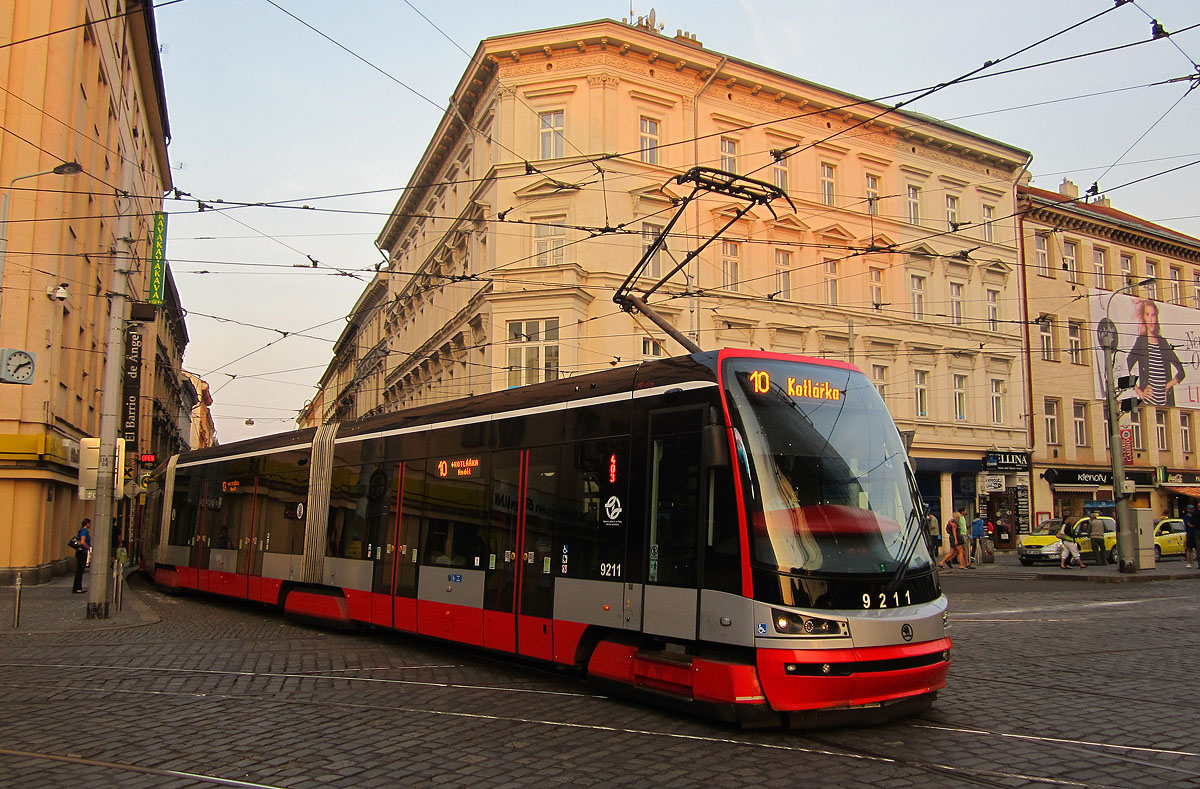 Prága, Škoda 15T1 ForCity Alfa Praha — 9211