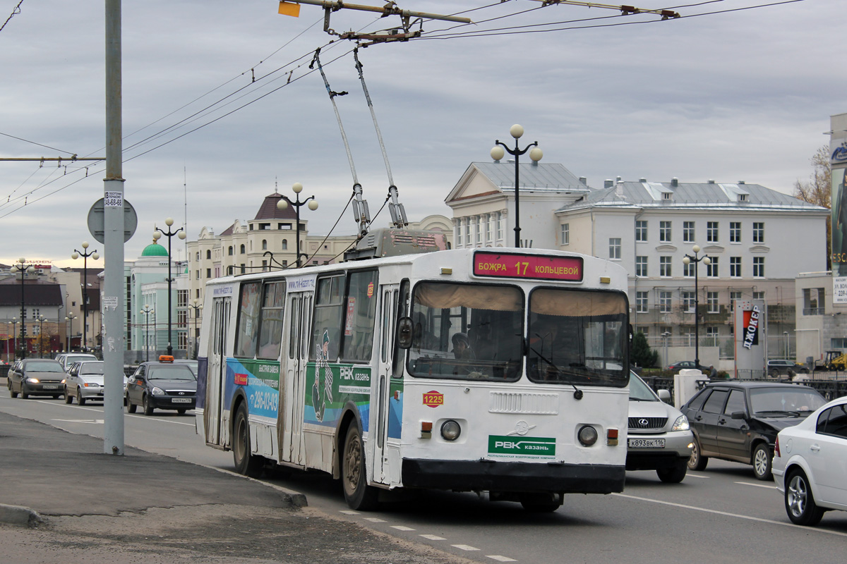 Казань, ЗиУ-682В [В00] № 1225