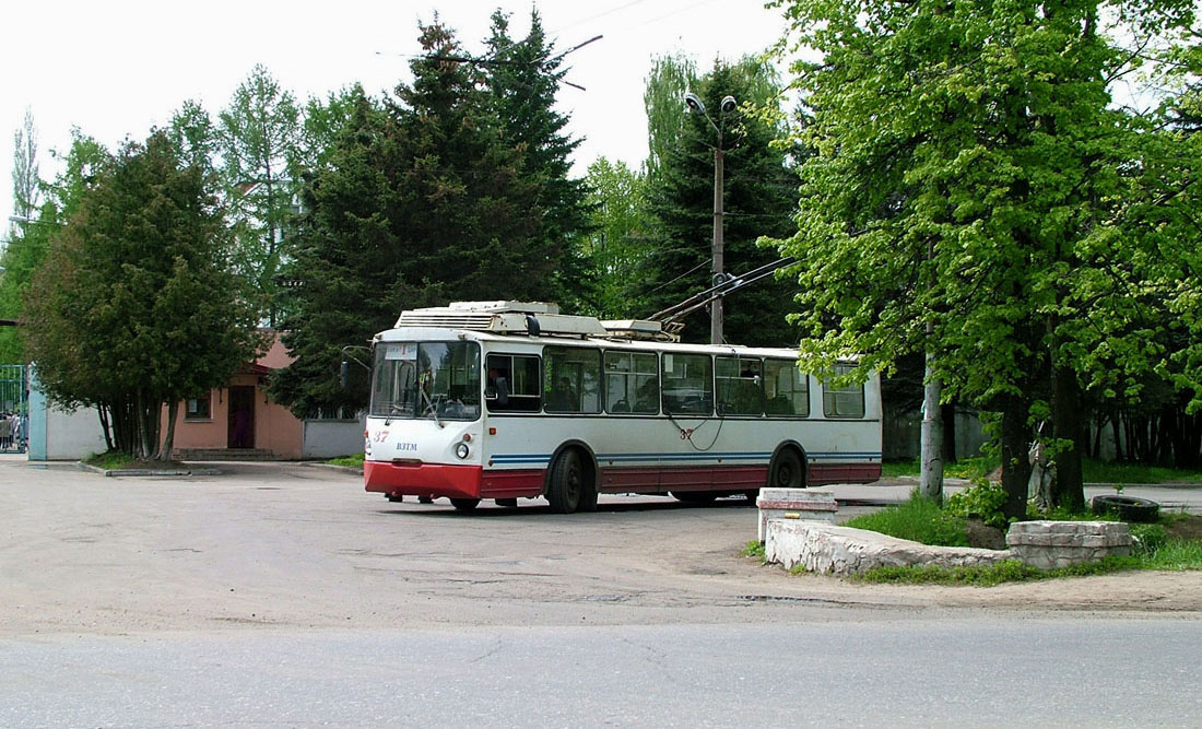 Тверь, ВЗТМ-5284 № 37; Тверь — Тверской троллейбус в начале 2000-х гг. (2002 — 2006 гг.); Тверь — Троллейбусные конечные станции и разворотные кольца