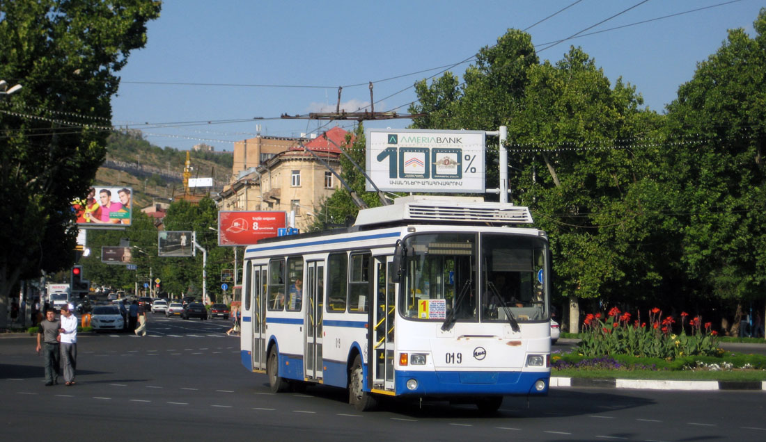 Ереван, ЛиАЗ-52803 (ВЗТМ) № 019