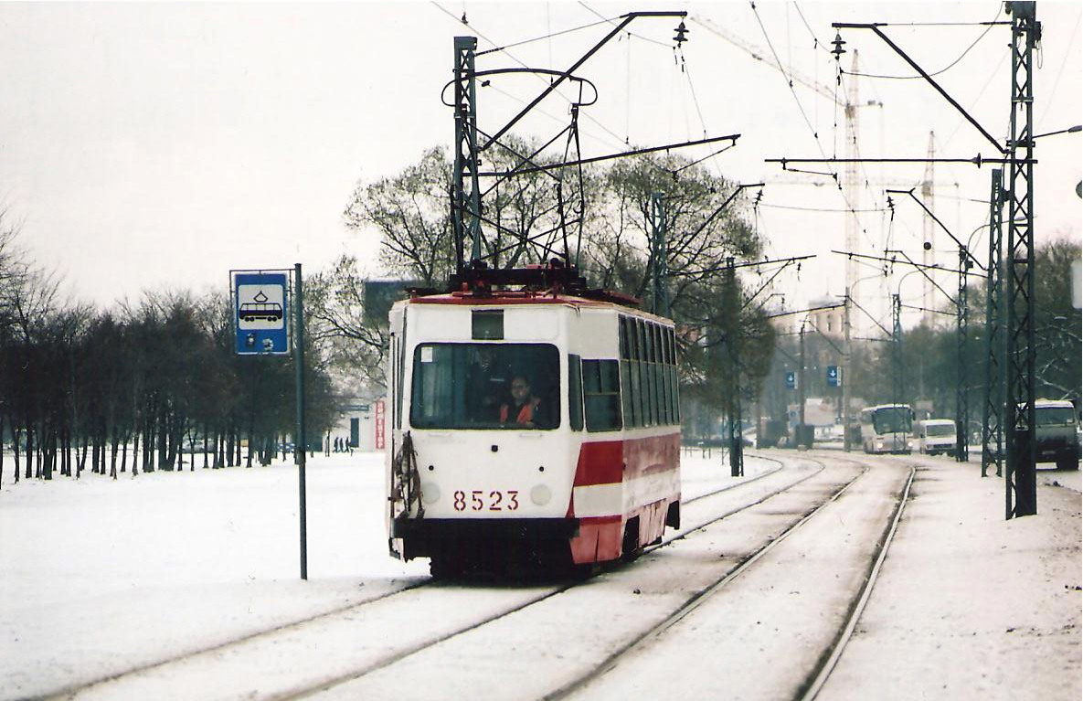 Saint-Petersburg, LM-68M № 8523
