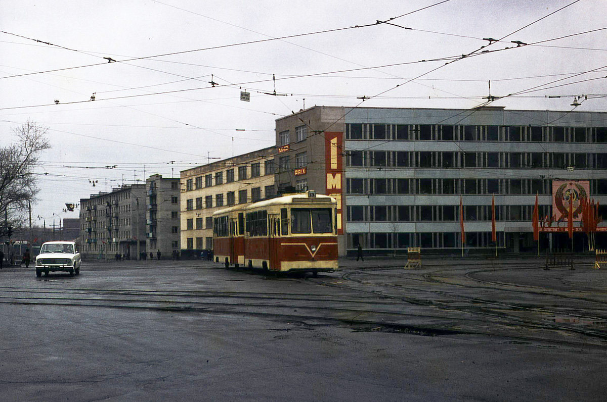 Twer, KTM-2 Nr. 71; Twer — Old photos (1917–1991); Twer — Streetcar lines: Central district