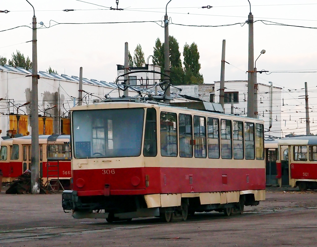 Киев, Tatra T6B5SU № 306