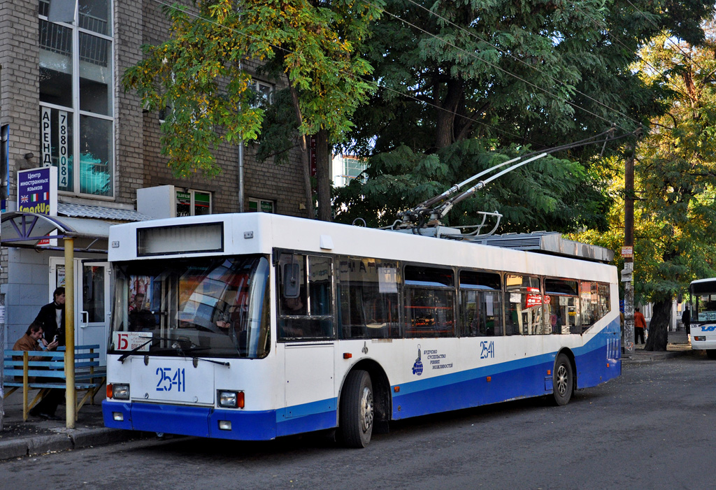 Днепр, ЮМЗ E186 № 2541; Днепр — Прогулка на ЮМЗ-Е186 и ЮМЗ-Т2 (20.10.2012)