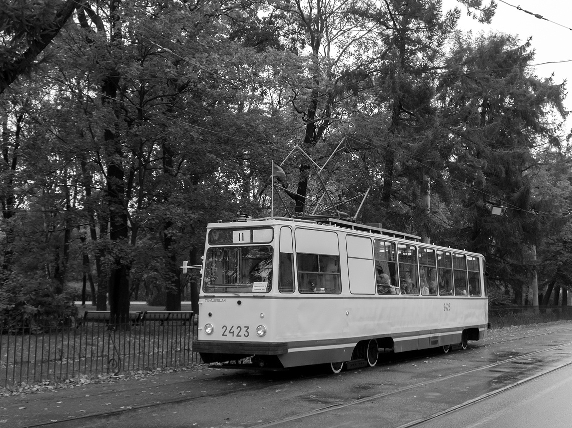 Санкт-Петербург, ЛМ-68М № 2423