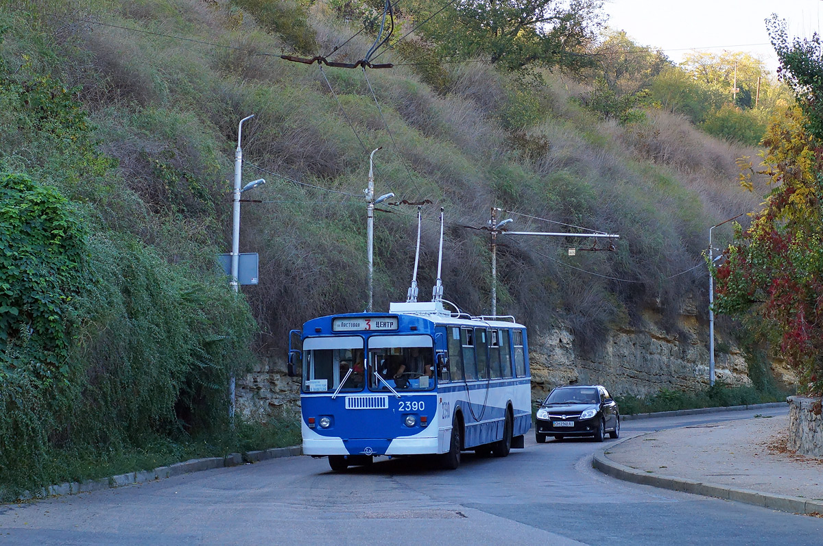 Севастополь, ЗиУ-682Г [Г00] № 2390