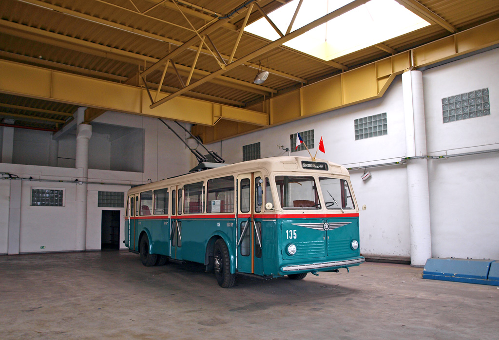 Брно, Škoda 6Tr2 № 135