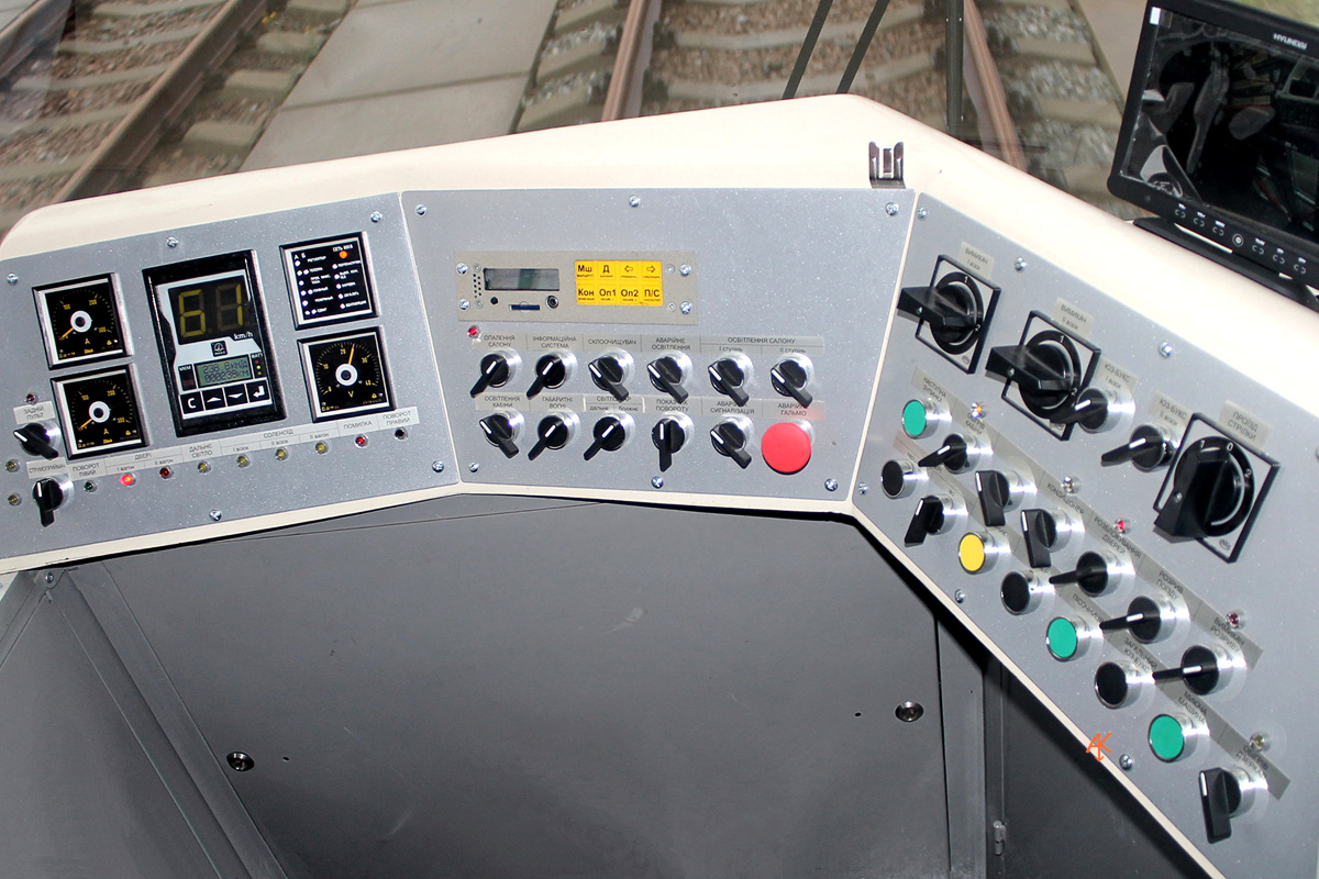 Киев, T3UA-3 «Каштан» № 602