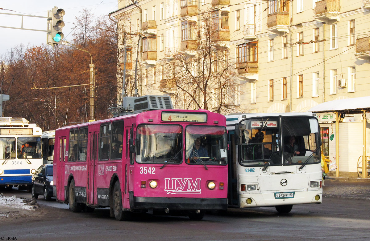 Нижний Новгород, Нижтролл (ЗиУ-682В) № 3542