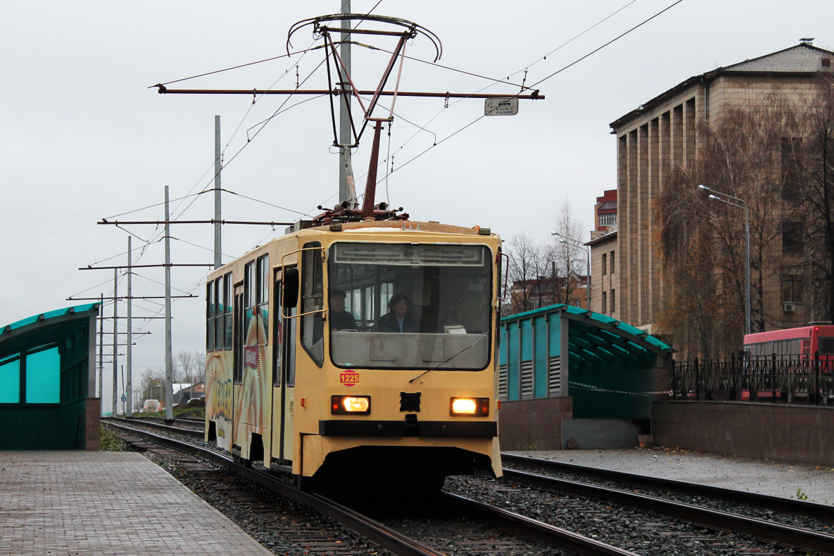 Казань, 71-402 № 1225