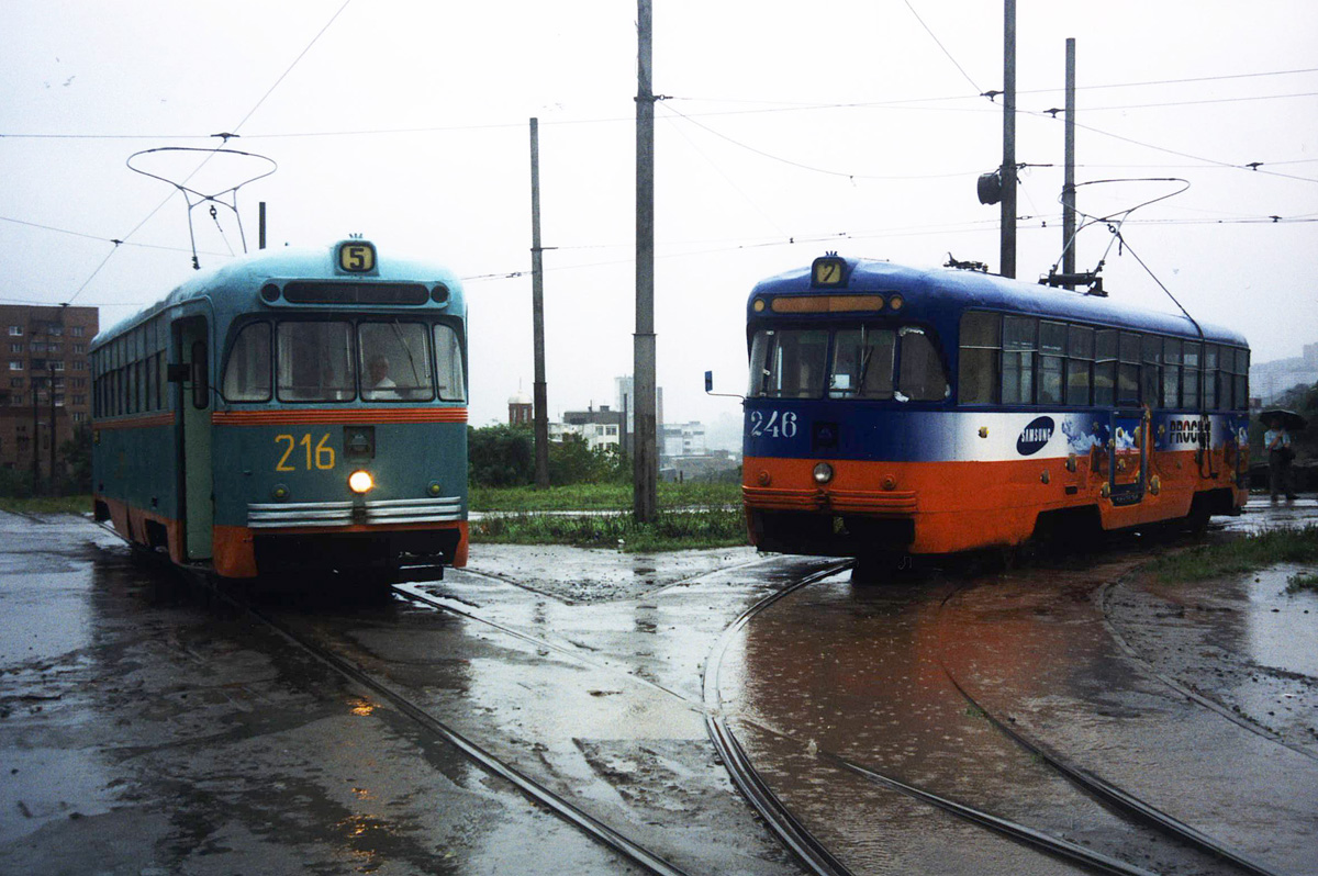 Владивосток, РВЗ-6М2 № 216; Владивосток, РВЗ-6М2 № 246