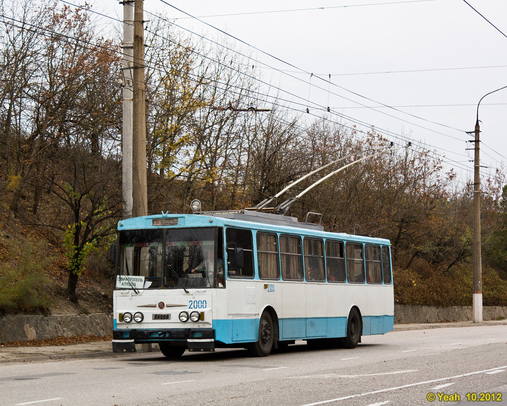 Крымский троллейбус, Škoda 14Tr02/6 № 2000