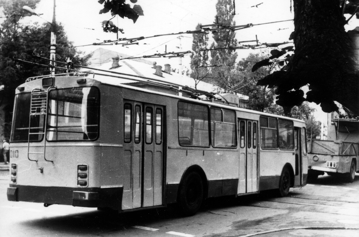 Краснодар, ЗиУ-682В № 010