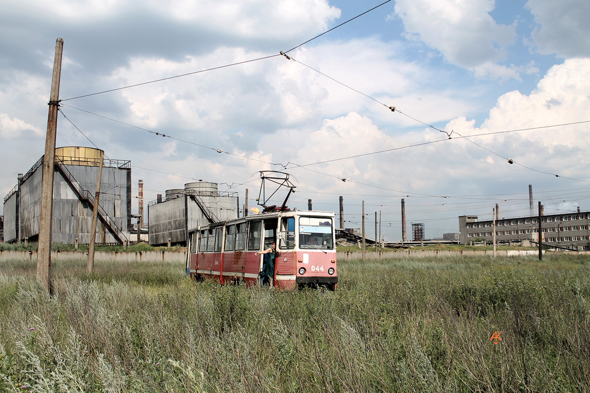 Avdeyevka, 71-605 (KTM-5M3) № 044