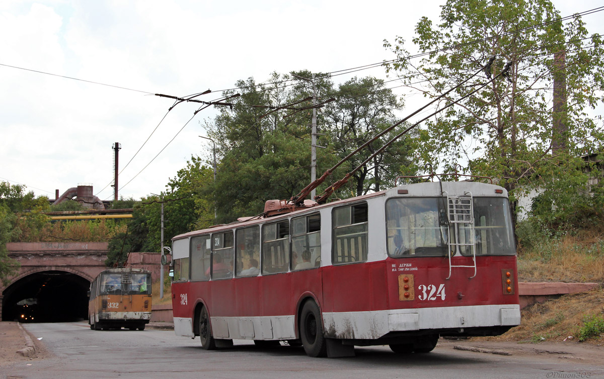 Алчевск, ЗиУ-682В [В00] № 324