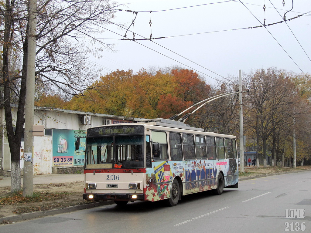 Кишинёв, Škoda 14Tr13/6M № 2136