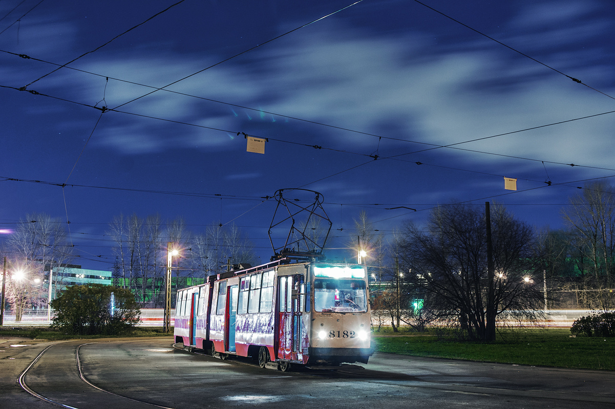 Санкт-Петербург, ЛВС-86К № 8182