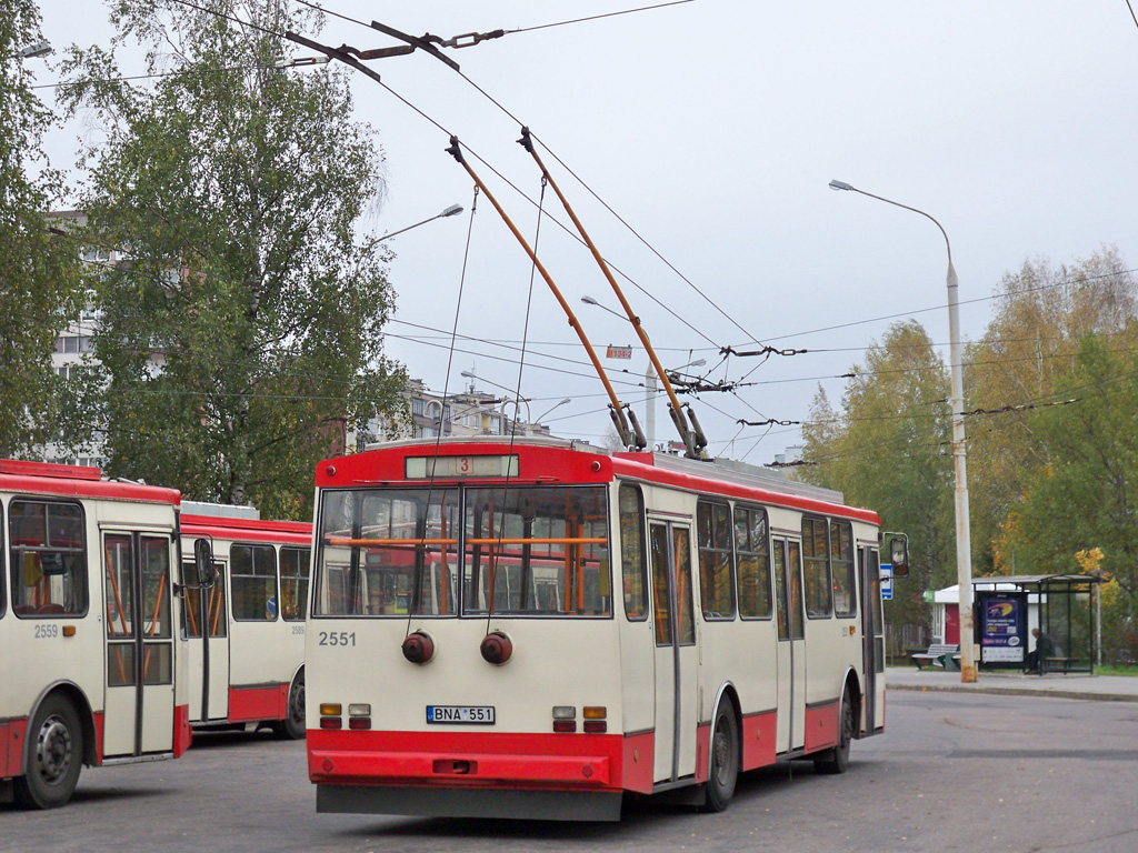 Вильнюс, Škoda 14Tr89/6 № 2551