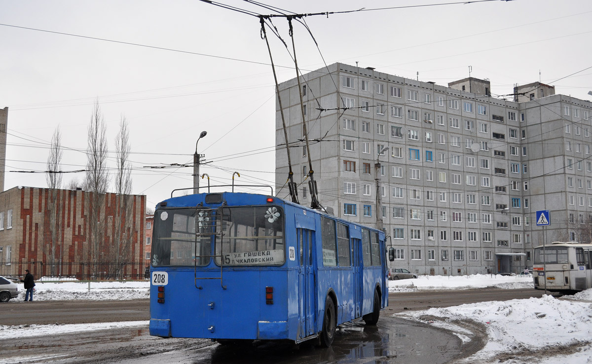 Омск, ЗиУ-682Г [Г00] № 208
