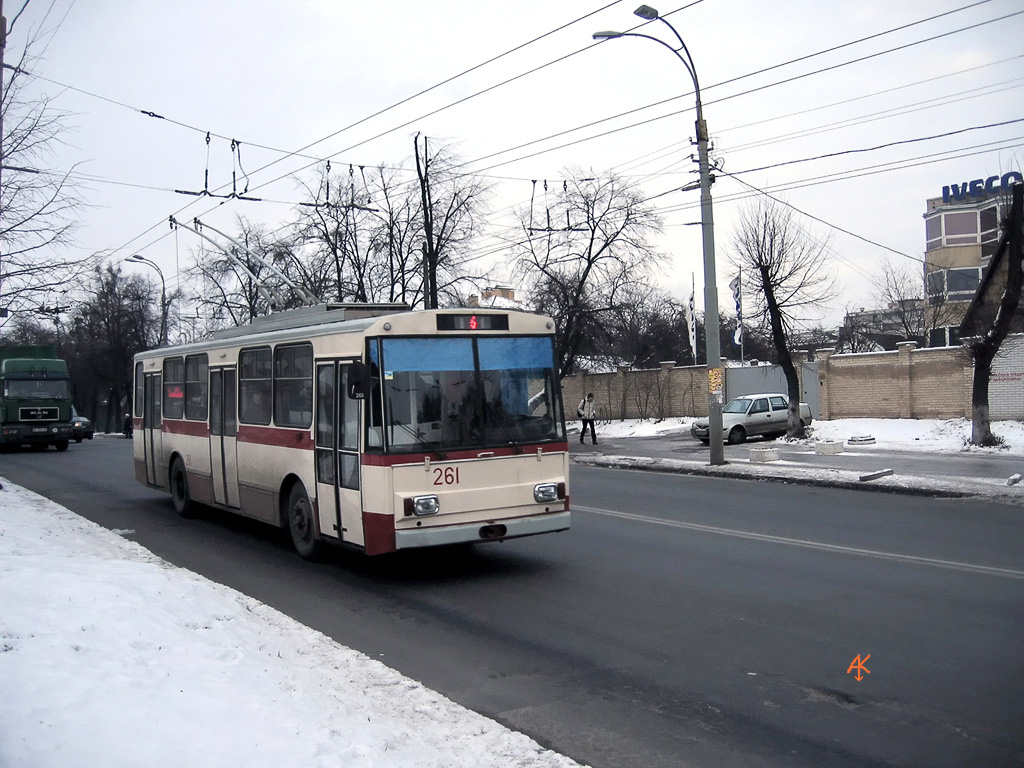 Киев, Škoda 14Tr02 № 261