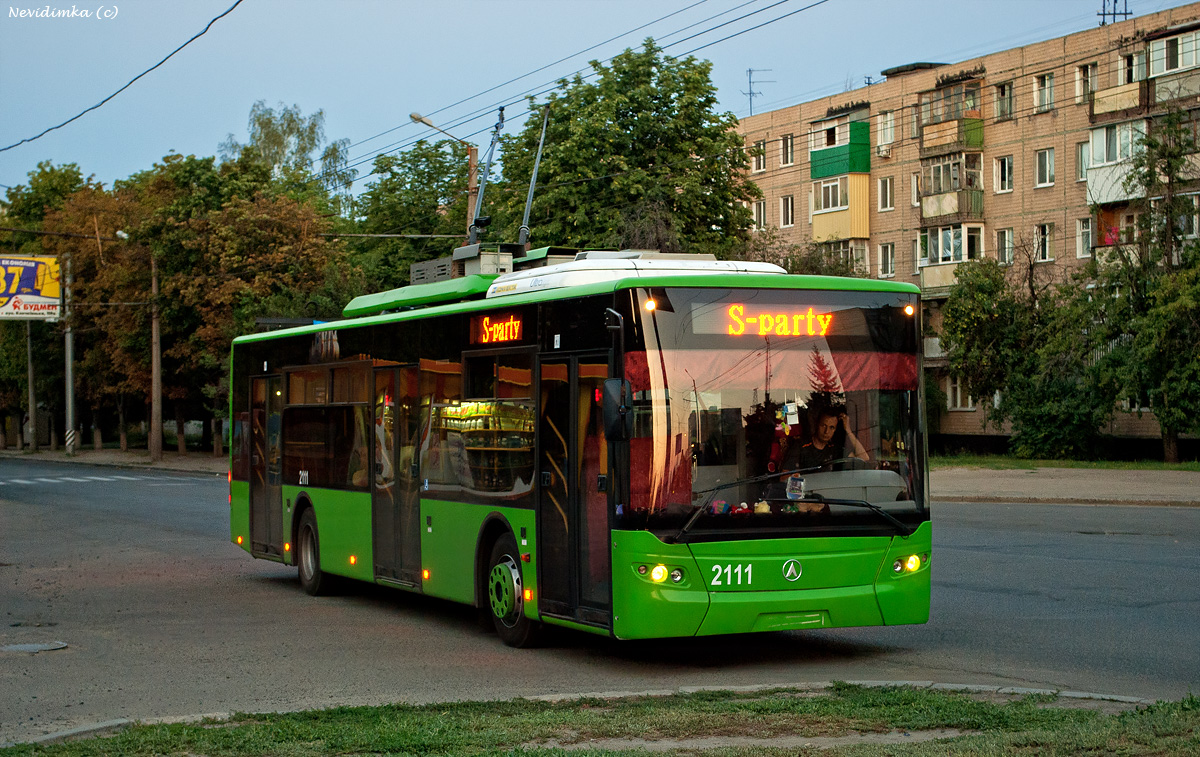 Harkov, LAZ E183A1 — 2111 Harkov, LAZ E183A1 — 2111