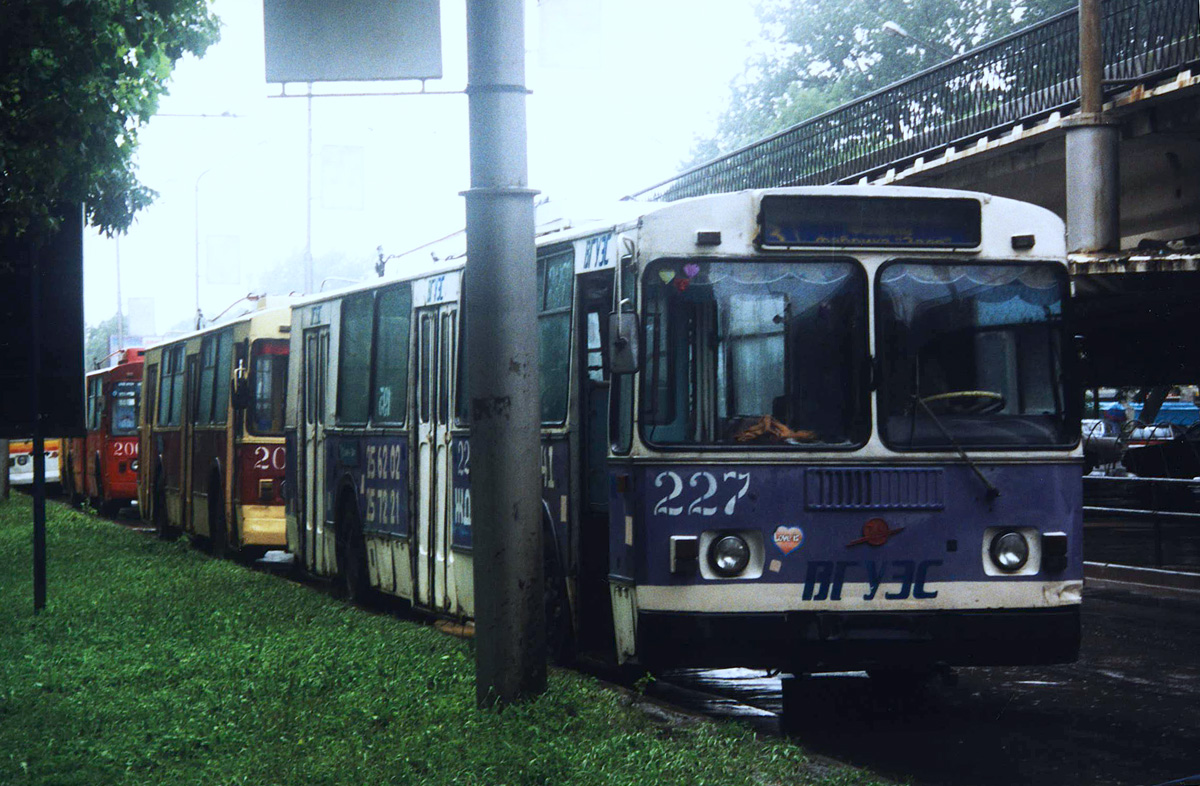 Владивосток, ЗиУ-682Г [Г00] № 227