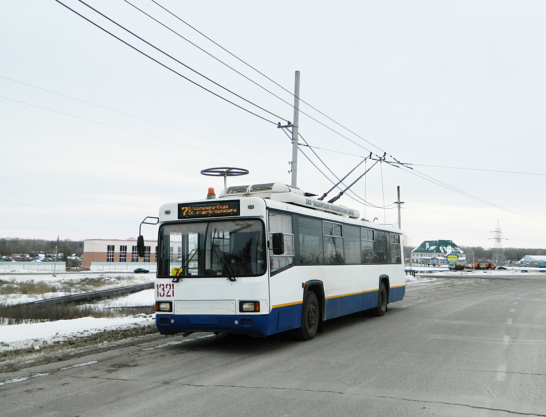 Стерлитамак, БТЗ-52764Р № 1321