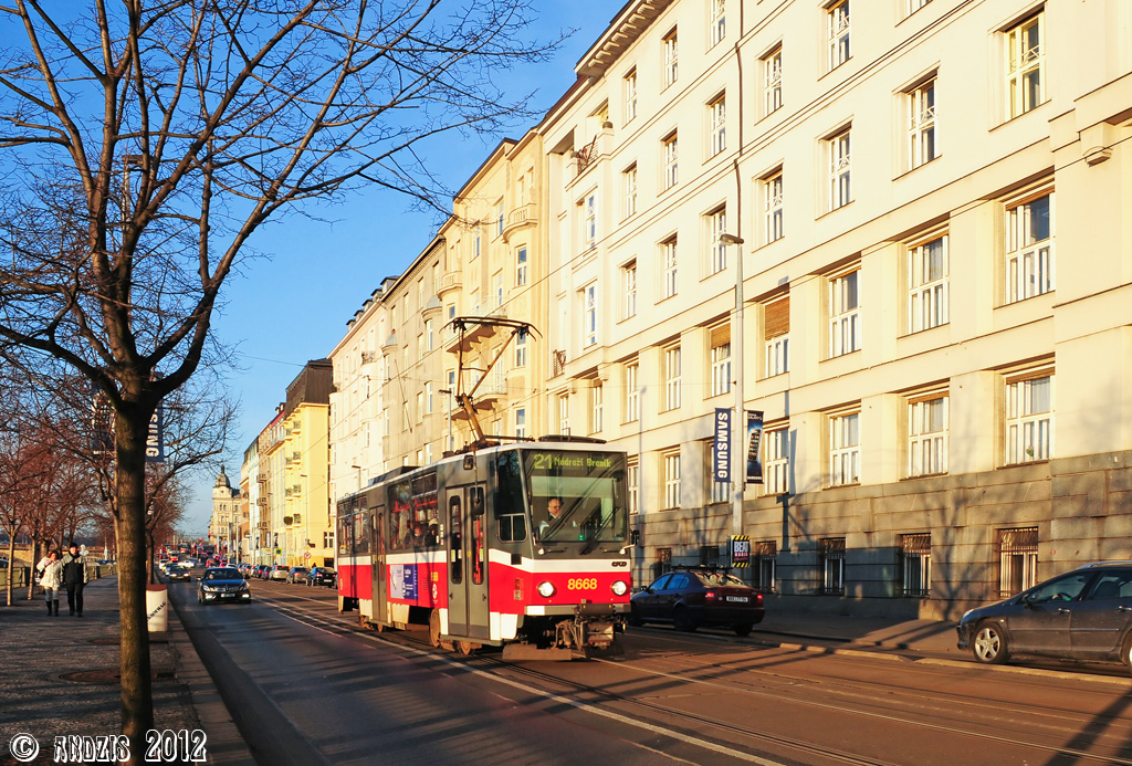 Прага, Tatra T6A5 № 8668