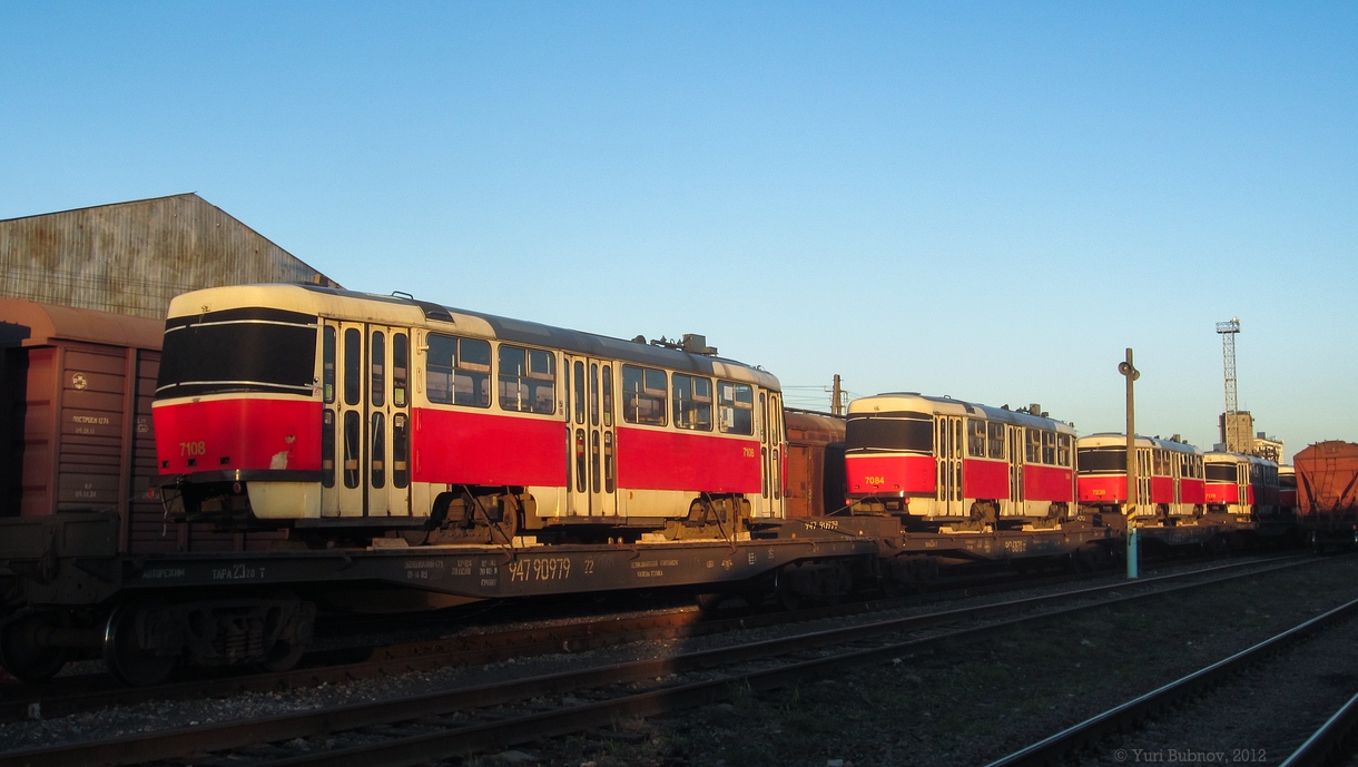 Курск, Tatra T3SUCS № 7108; Курск, Tatra T3SUCS № 7084; Курск — Прибытие трамвайных вагонов Tatra T3 из Праги