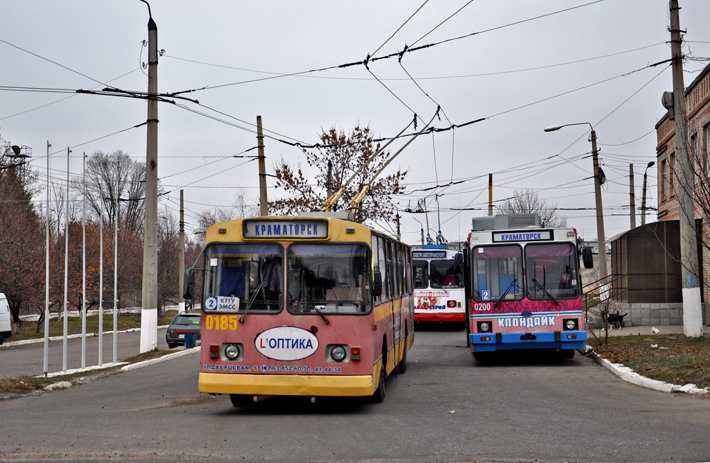 Краматорск, ЗиУ-682В-013 [В0В] № 0185; Краматорск, ЮМЗ Т2 мод. 7 № 0200; Краматорск — Разные фотографии