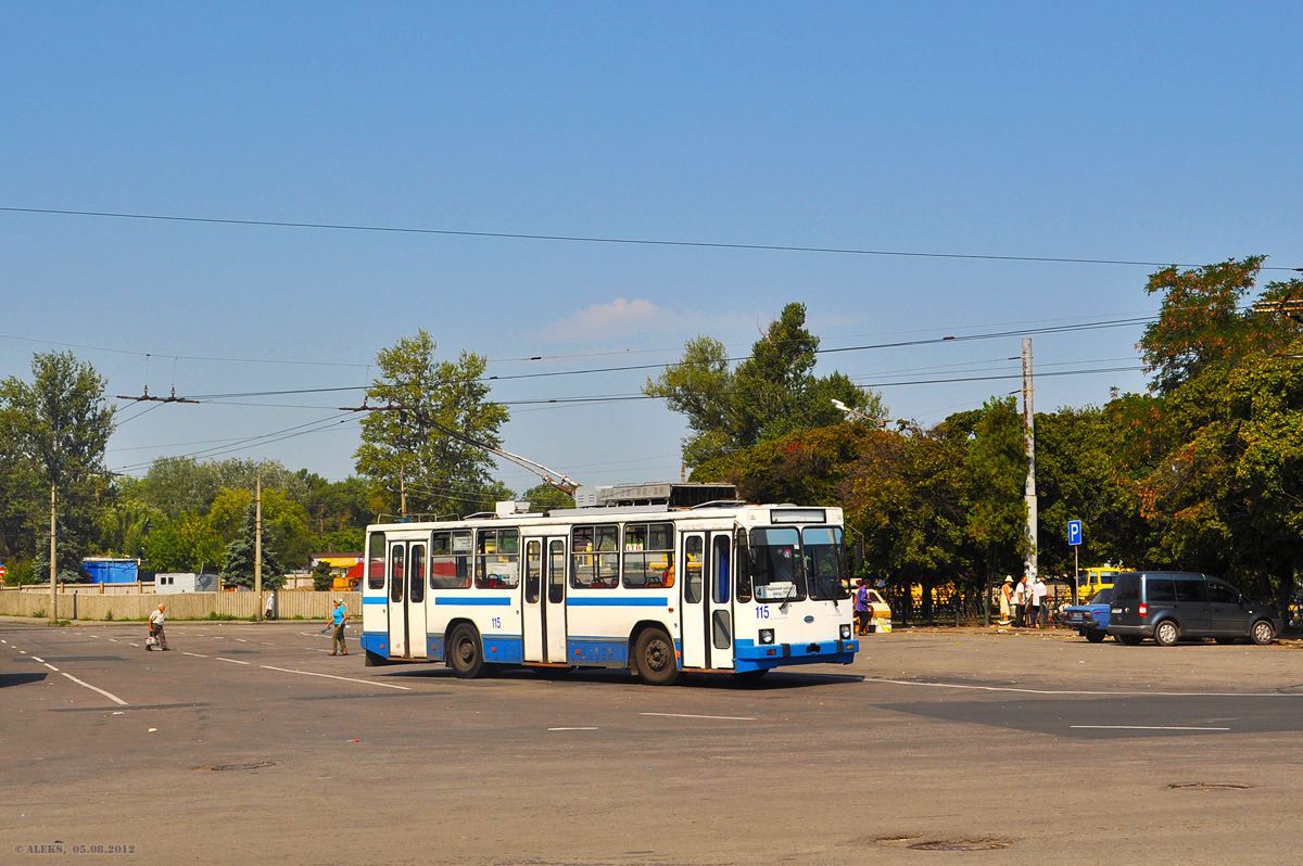 Полтава, ЮМЗ Т2 № 115
