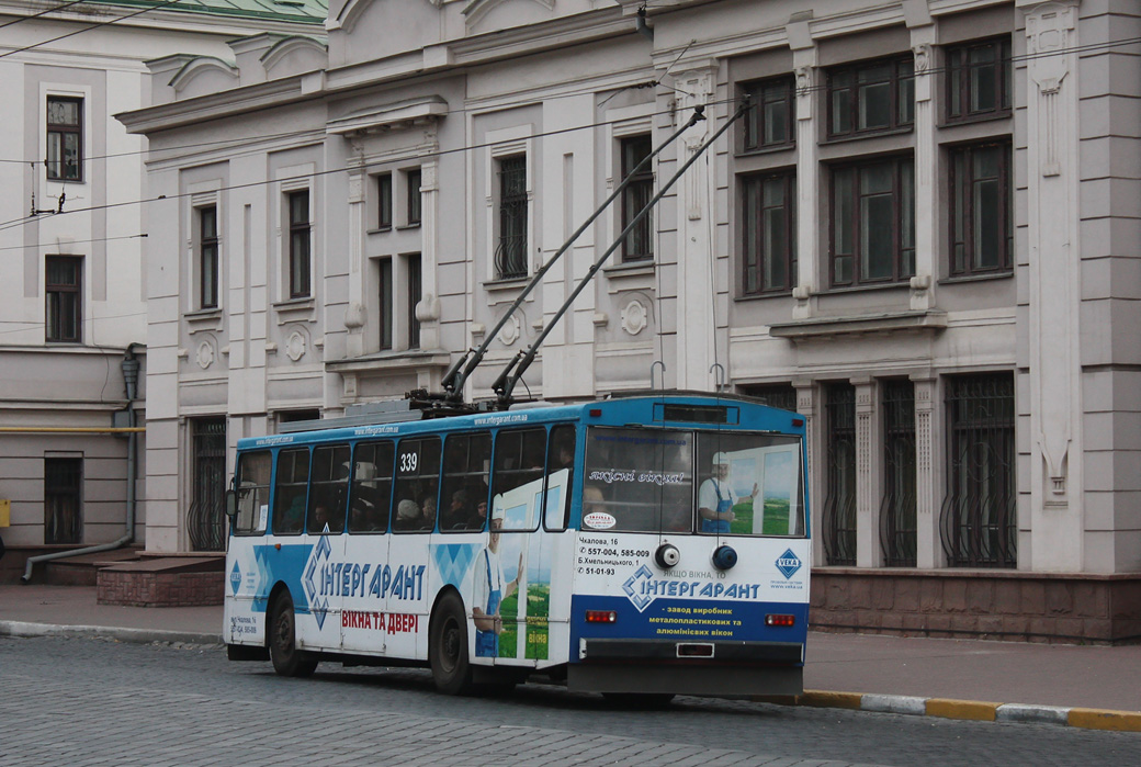 Черновцы, Škoda 14Tr07 № 339