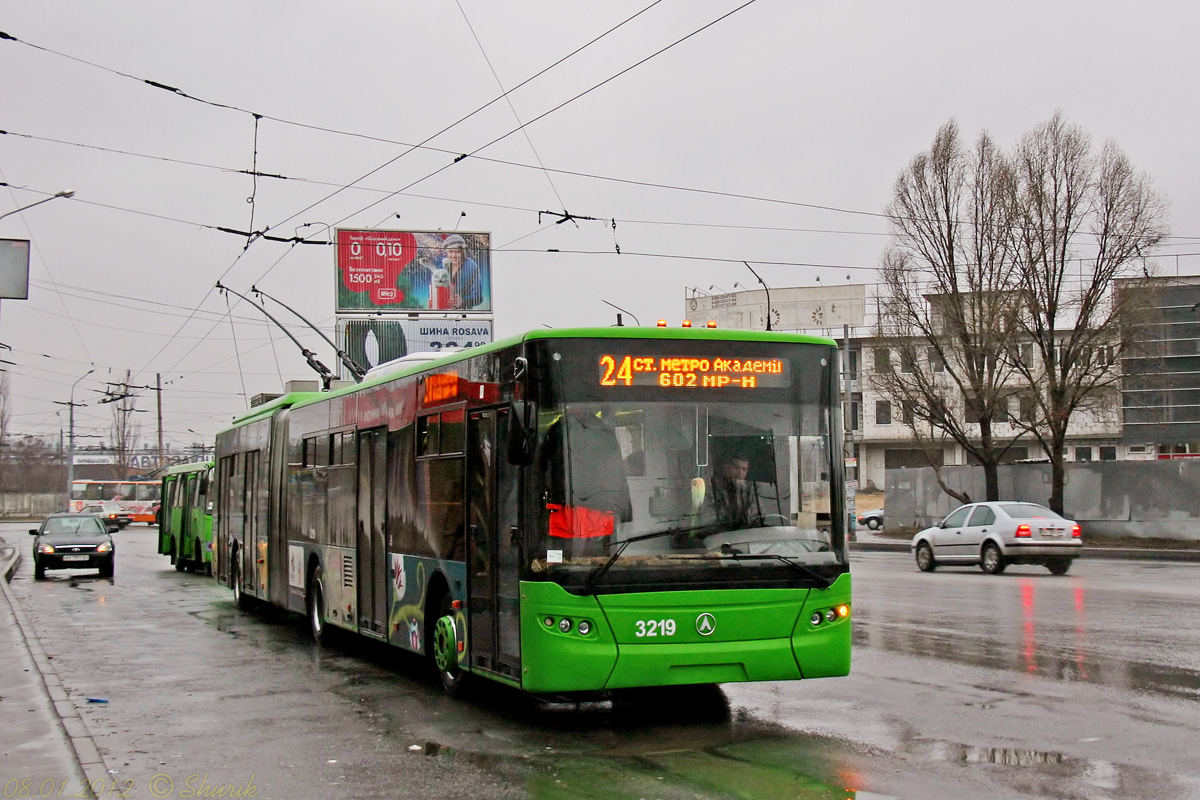 Харкаў, ЛАЗ E301D1 № 3219