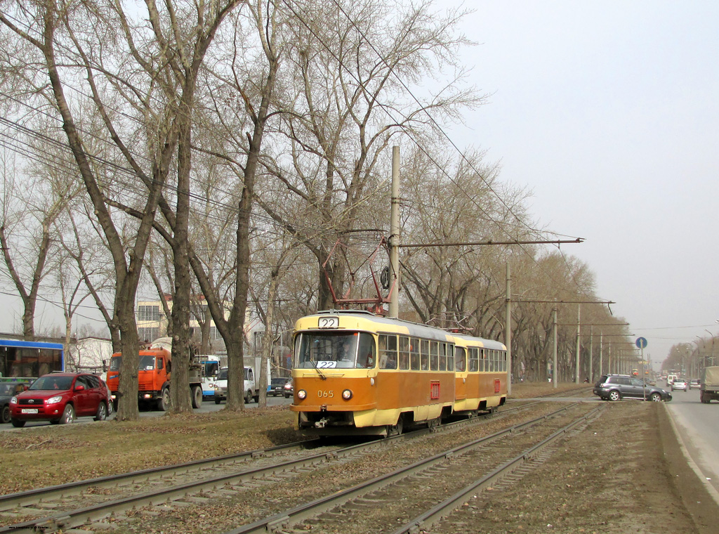 Yekaterinburg, Tatra T3SU (2-door) # 065 Yekaterinburg, Tatra T3SU (2-door) # 065