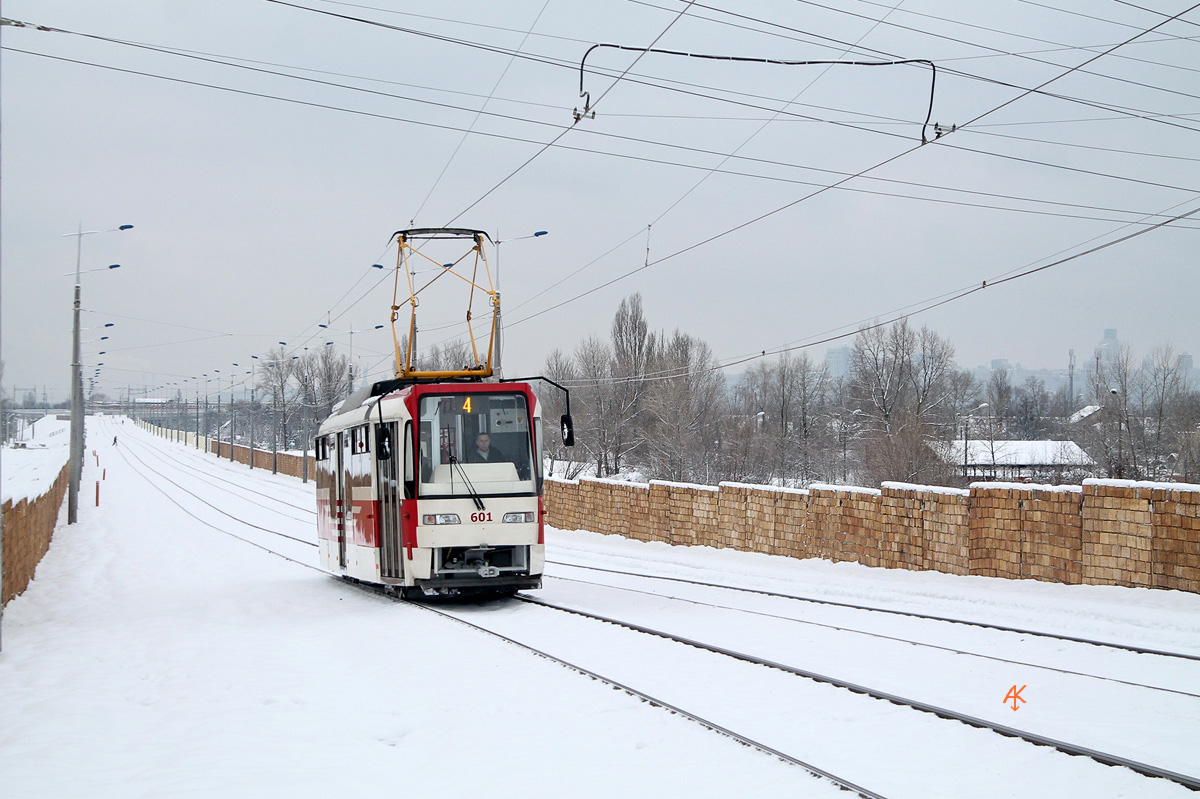 Киев, T3UA-3 «Каштан» № 601