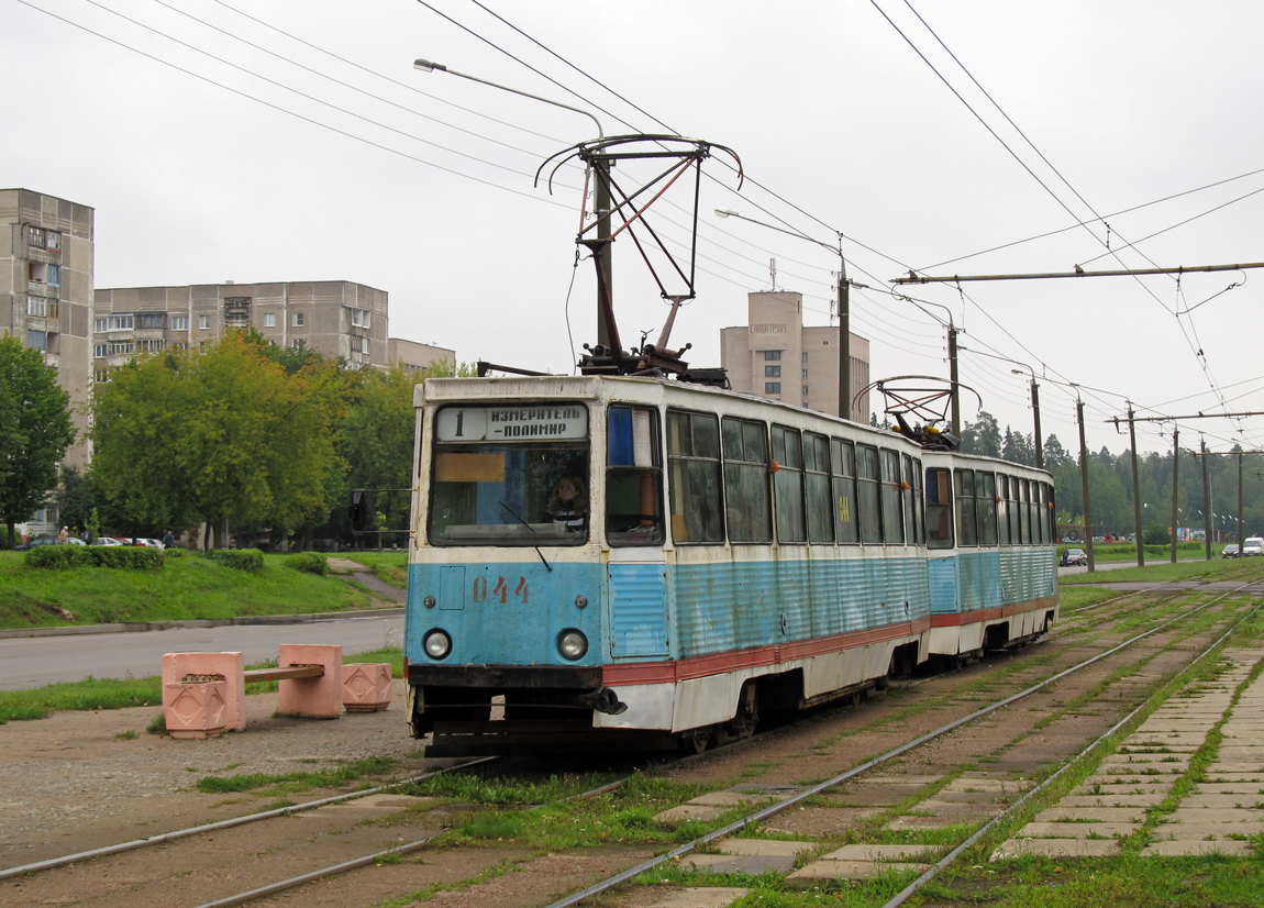 Новополоцк, 71-605 (КТМ-5М3) № 044