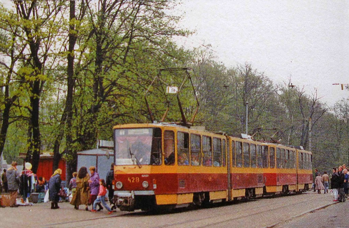 Kaliningrad, Tatra KT4SU č. 428; Kaliningrad, Tatra KT4SU č. 425